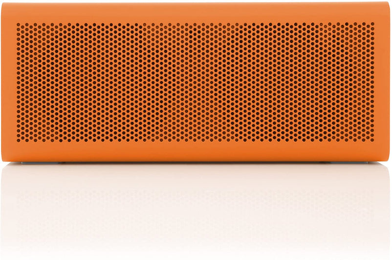 805 Portable Wireless Bluetooth Speaker 18 Hour Playtime Built-in 4400 mAh Power Bank Charger